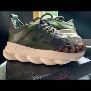 Versace Chain Reactions